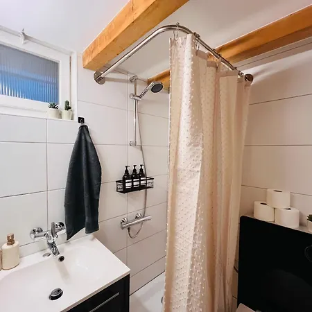 The Noble I I Castle Hill I Thoune